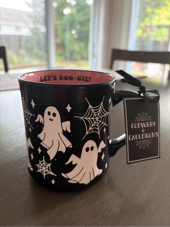 Cobwens and cauldrons Other - Cobwebs & Cauldrons Halloween Mug - Black with Pink Interior NWT